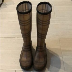 Burberry rainboots